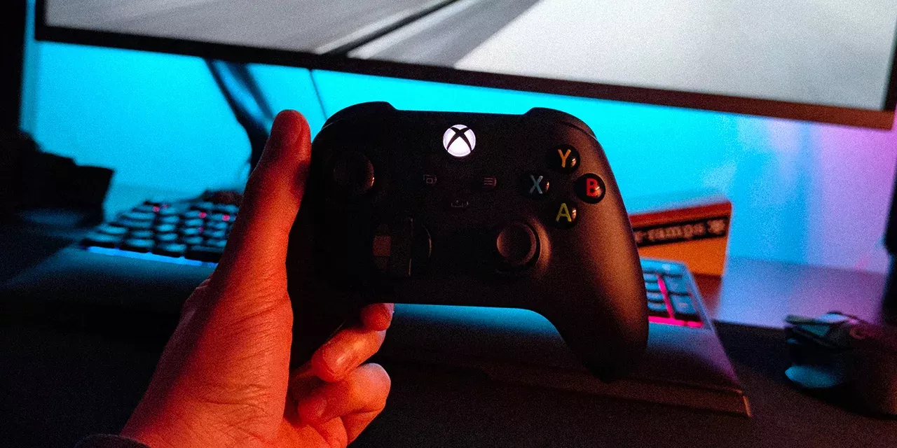 Offrez-vous une nouvelle manette Xbox à prix très réduit.