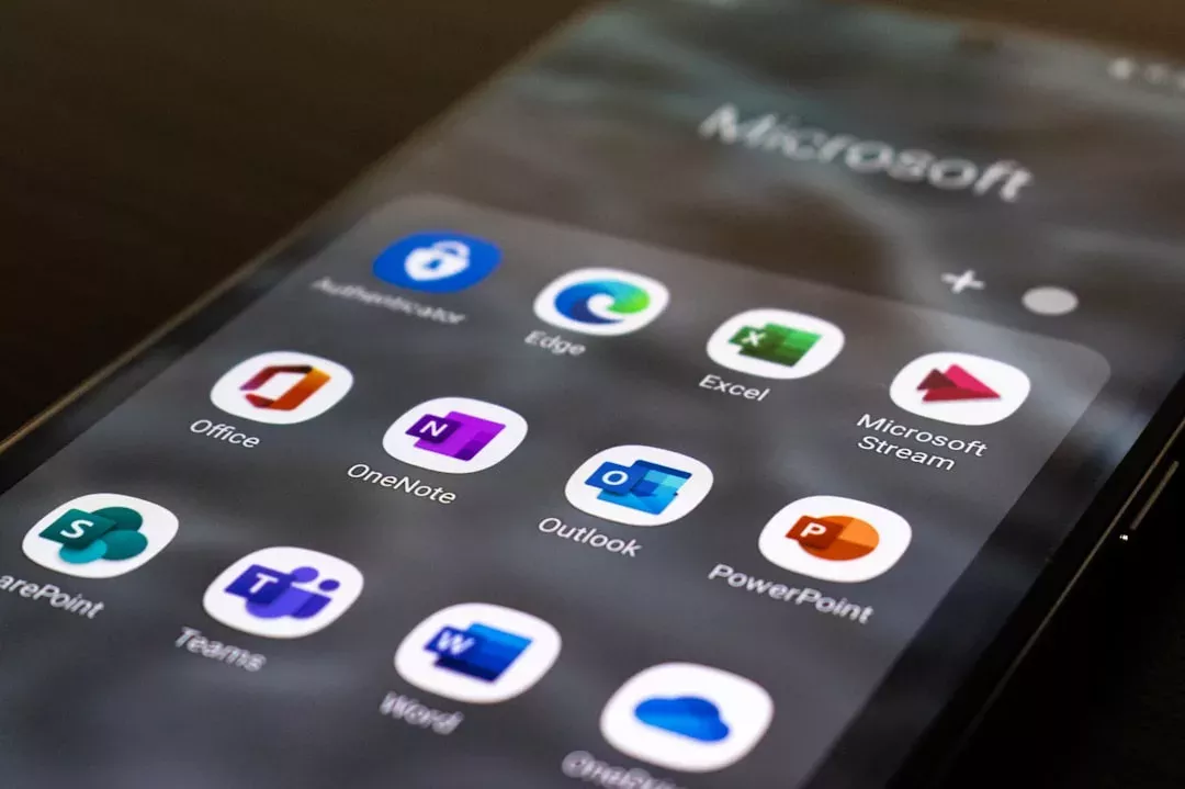 Comment mettre un message d'absence sur Outlook ?