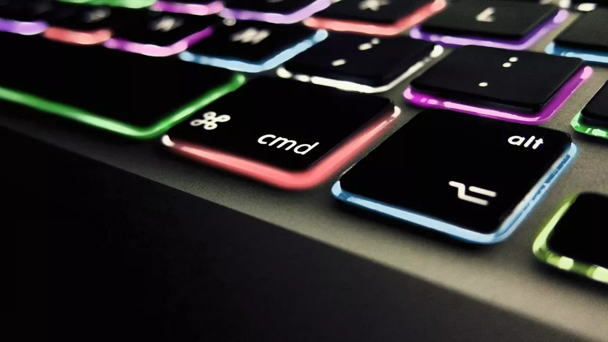 Les raccourcis clavier sur Mac : crochets, accolades, antislash... Tuto et commandes clavier