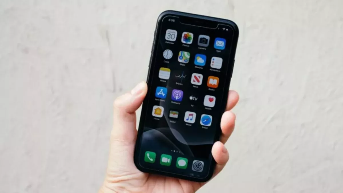 avertissement smartphone iphone android virus malware portable