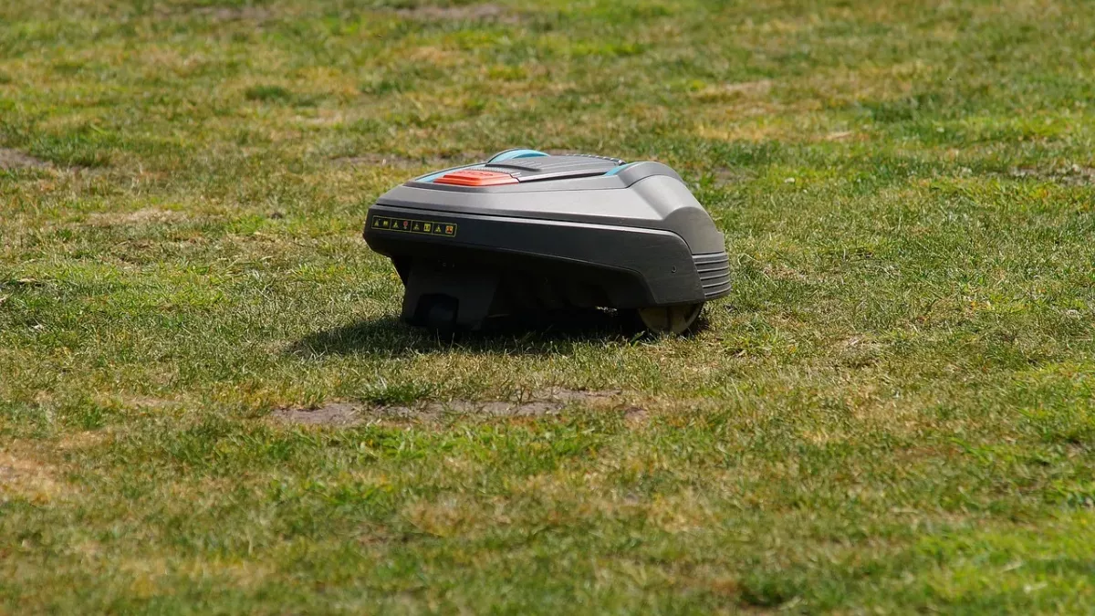 Un robot tondeuse Bosch en promotion