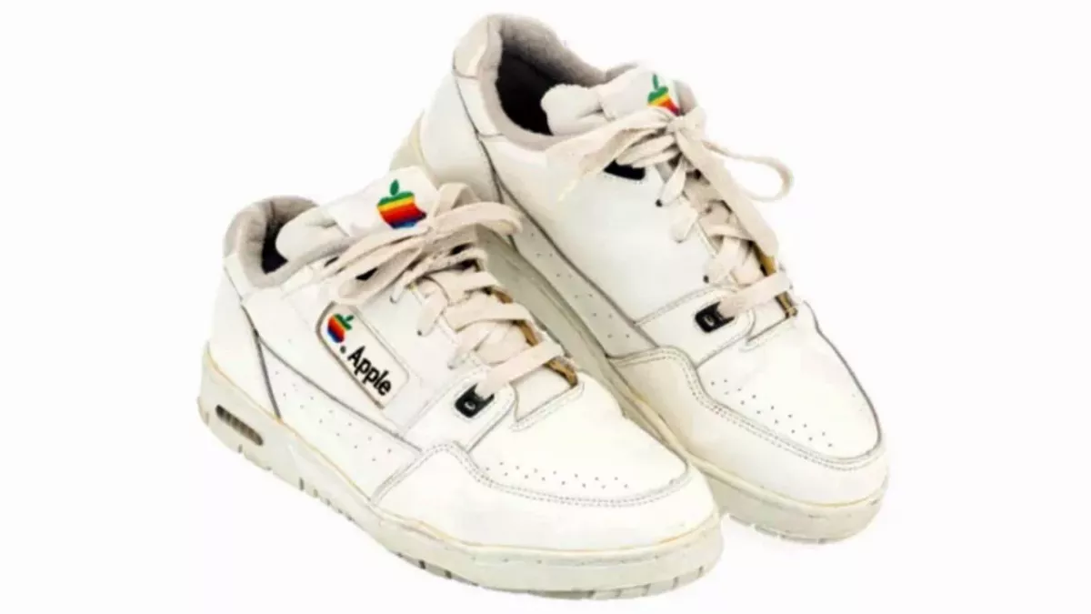10.000$, c'est le prix de cette paire de chaussures Apple !