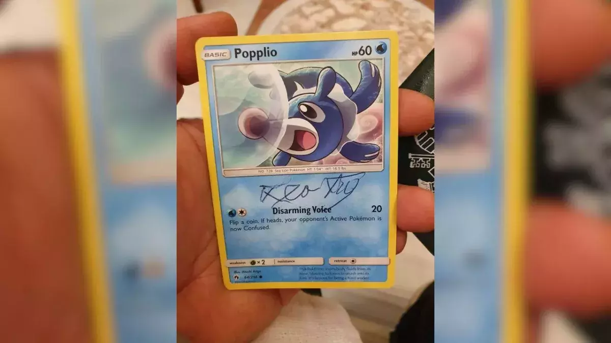 Carte Pokémon signé par le Pape