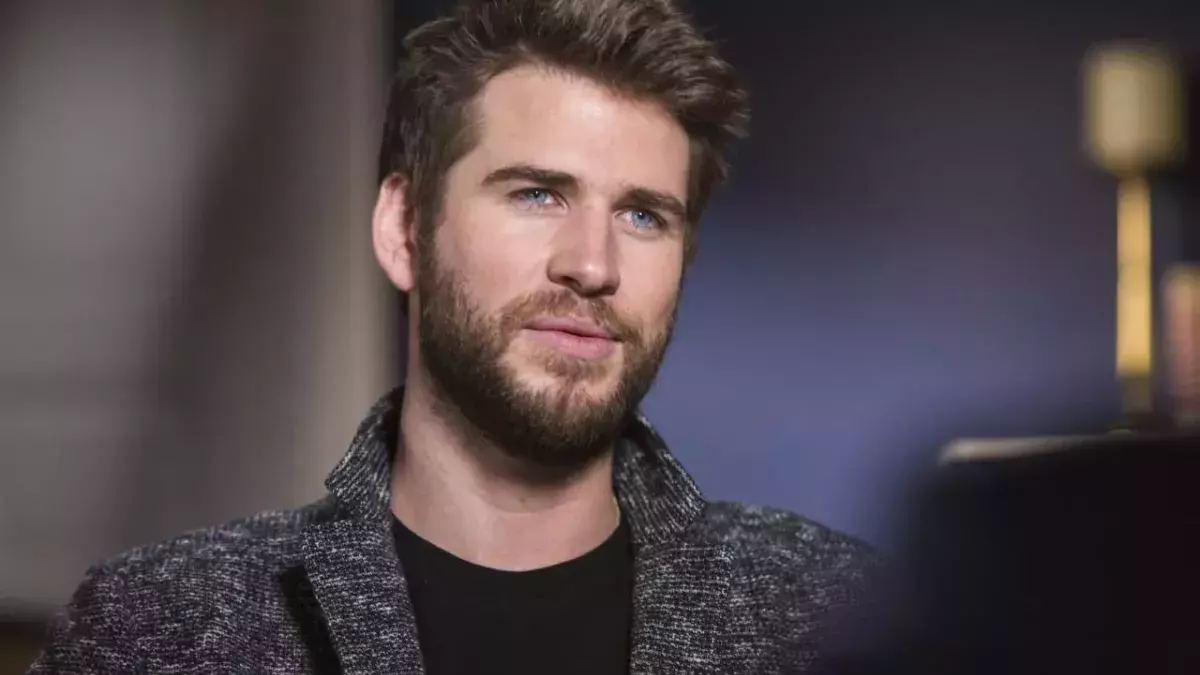 Liam Hemsworth très mal à l'aise pour tourner cette scène intime avec Amber Heard