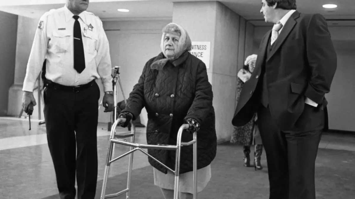 Marion Gacy, au tribunal après avoir témoigné pendant le procès de son fils John Wayne Gacy
