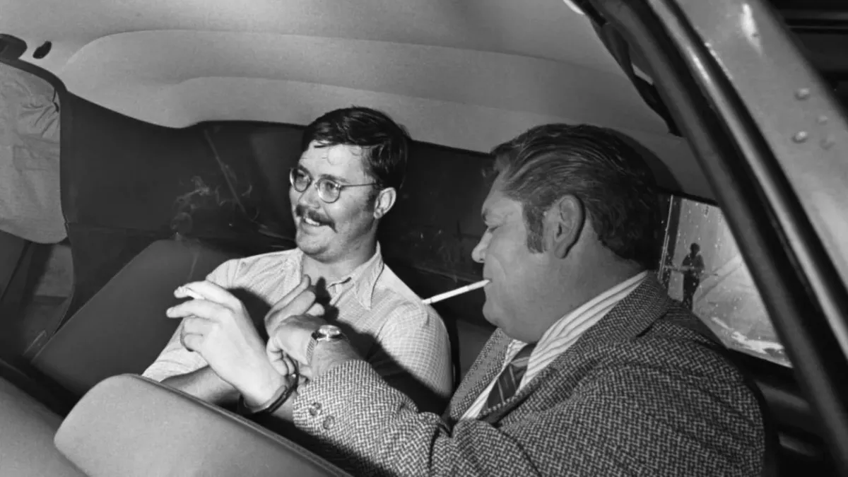 Edmund Kemper menotté après son arrestation dans le District de Pueblo