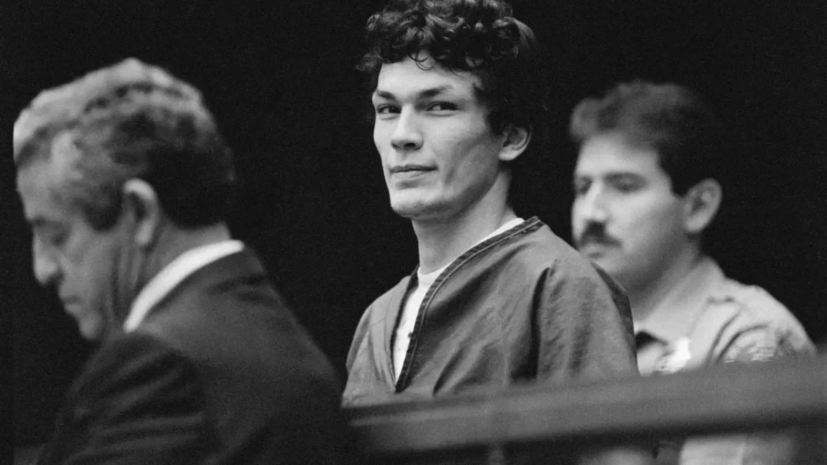 Richard Ramirez Le "Night Stalker" lors de son procès le 9 octobre 1985