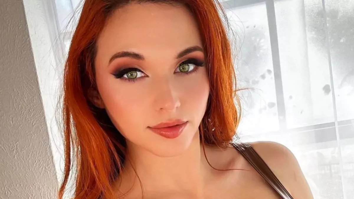 amouranth salaire kick