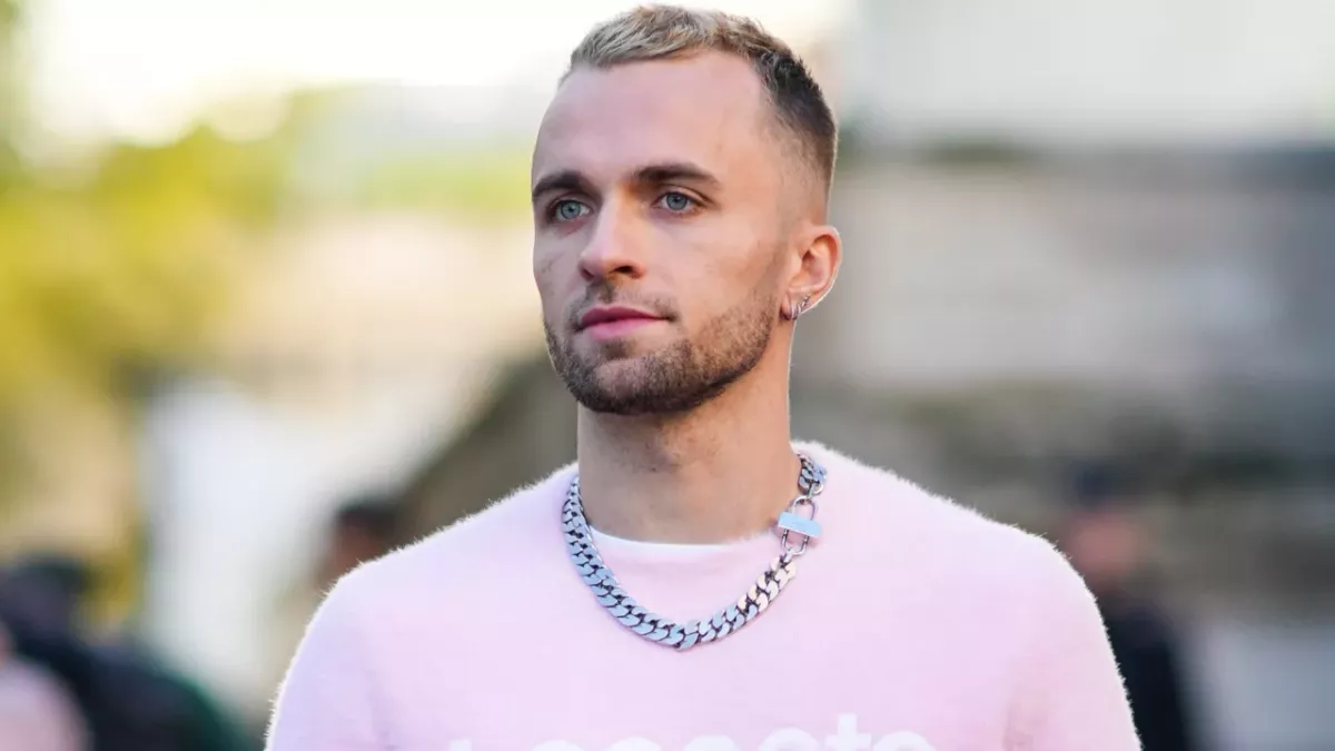 Squeezie livre un message fort contre le harcèlement sur les réseaux sociaux
