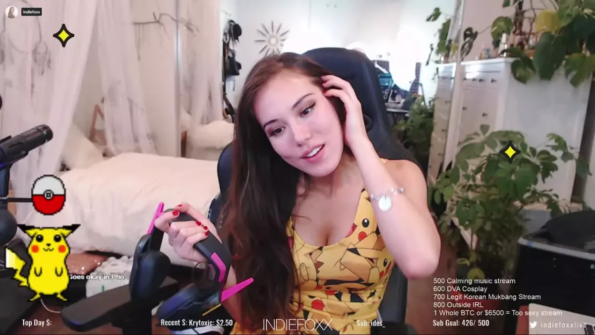 "Je porte un t-shirt, je perds 300 subs" Une streameuse explique ses difficultés pour attirer de l'audience