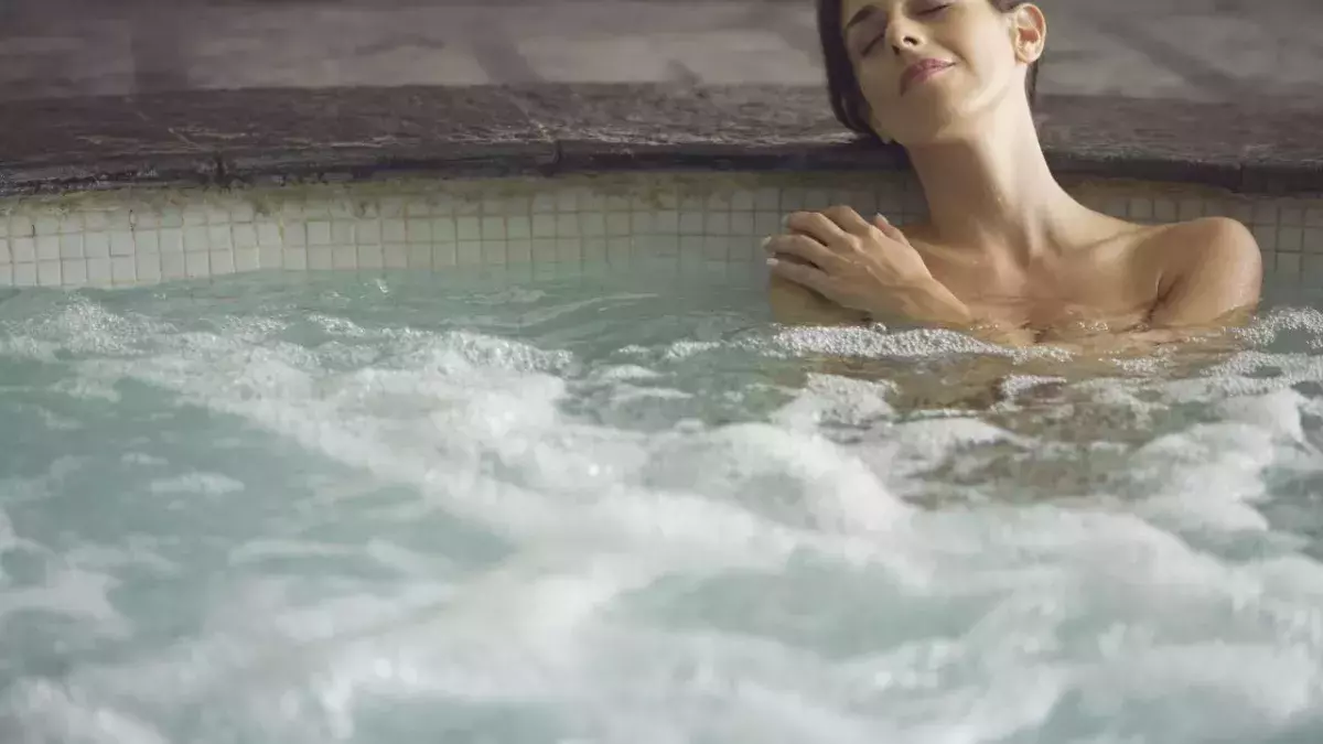Twitch : la mode des lives jacuzzi fait scandale sur la plateforme 