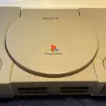 ps1 option cachée