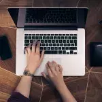 Informatique : qu'est-ce qu'un spyware et comment s'en protéger ?