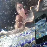 Téléphone sous l'eau