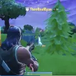 Un cheater banni en pleine game sur Fortnite ! 