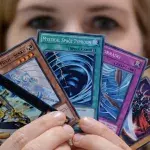 Une femme trompée par son mari se venge en vendant sa collection de cartes Yu-Gi-Oh pour 160 000 euros