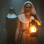 Les premières images de La Nonne 2 fuitent et elles vont vous glacer le sang