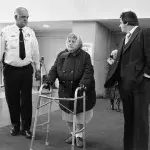 Marion Gacy, au tribunal après avoir témoigné pendant le procès de son fils John Wayne Gacy