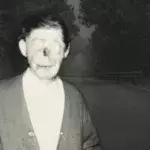 Qui est Charlie No-Face ?