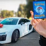 Ce streamer se paie une voiture de luxe grâce à ses cartes Pokémon !