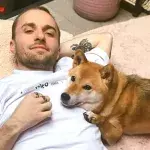 Squeezie et son chien Natsu