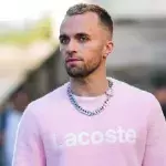 Squeezie sort du silence