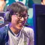 Doublelift supplie Twitch de ne pas le bannir après avoir regardé une vidéo sur des sextoys