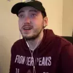 Un streamer sur Twitch vit un cambriolage en plein live !
