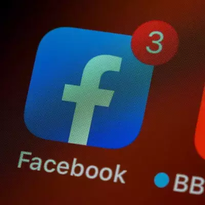 Facebook (illustration)