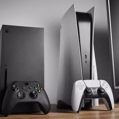 Xbox Series X de Microsoft et PlayStation 5 de Sony