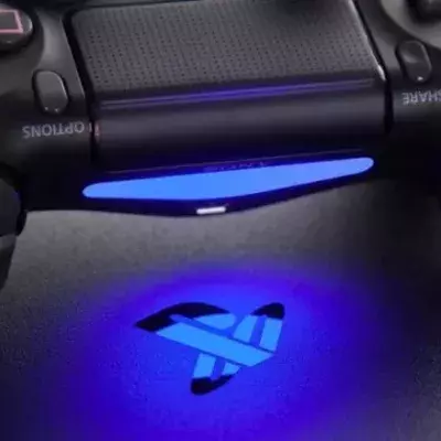 Contrairement à la Xbox Series X, la PS5 aura des jeux exclusifs à son lancement !