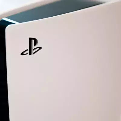Il achète une PS5 sur Facebook pour 300 euros et fait une infâme découverte