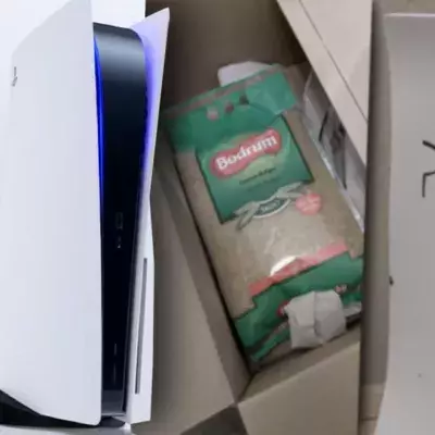 PS5 : best of des arnaques, entre consoles en carton et photos de la console à 900€