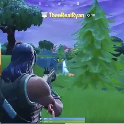 Un cheater banni en pleine game sur Fortnite ! 