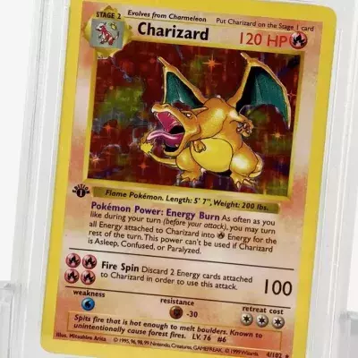 Un streamer et star internationale achète la carte Pokémon la plus rare