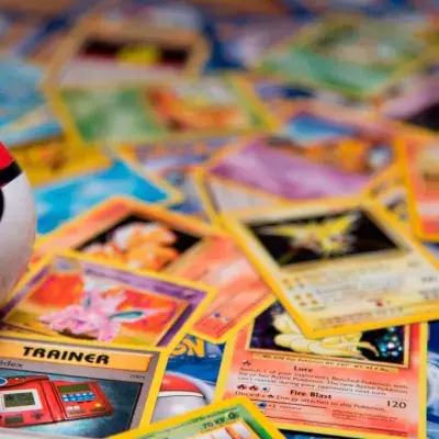 Pokémon : elle trolle son copain et revend sa collection à un prix dérisoire sur TikTok