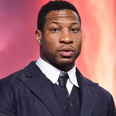 Jonathan Majors accusé d'avoir étranglé une femme