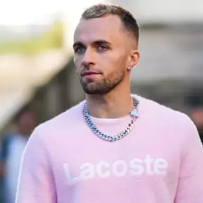 Squeezie sort du silence
