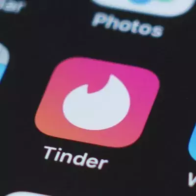 Tinder : un streamer dévoile sa phrase d'accroche inattendue pour briser la glace