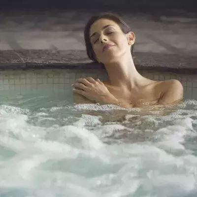 Twitch : la mode des lives jacuzzi fait scandale sur la plateforme 