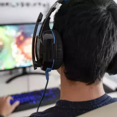 Un casque gaming peut-il changer la forme du crâne s'il est porté trop longtemps ?