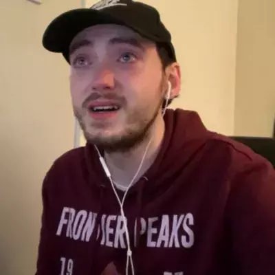 Un streamer sur Twitch vit un cambriolage en plein live !