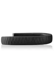 iPhone 5 - accessoire : le bracelet Jawbone, compatible avec iPhone, le partenaire idéal de ceux qui prennent soin de leurs corps. Bracelet UP de Jawbone, 129,95 euros.