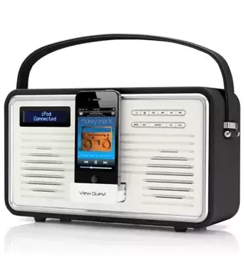 iPhone 5 - accessoire : pour les amateurs de musique, cette radio vintage fera le plus grand effet. Station d'accueil pour radio View Quest Retro, 129,95 euros.