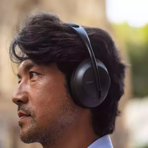 Bose Headphones 700 avec réduction de bruit à 316€ au lieu de 399,95€