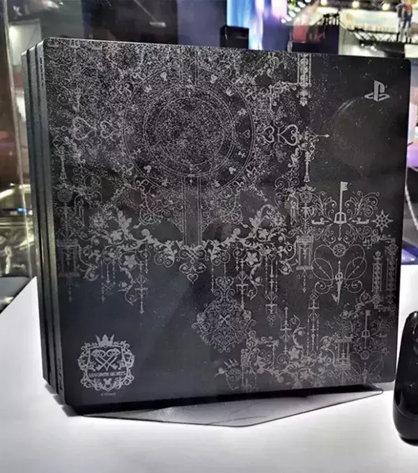 PS4 Kingdom Hearts 3 édition limitée surface 2