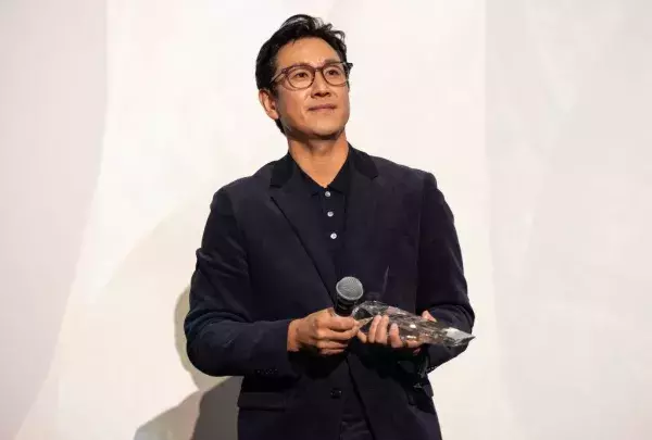 34. Lee Sun-kyun