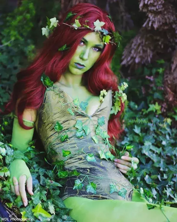 6. Poison Ivy ou l'Empoisonneuse 