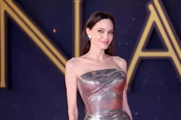 Angelina Jolie