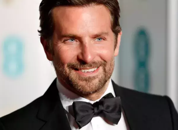 Bradley Cooper - 4 298 061 989 $